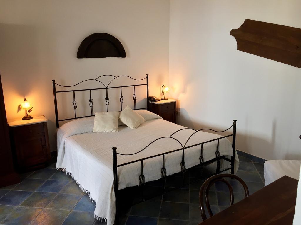 B&B Le Sette Vele Da Riccardo Santa Marina Salina Pokój zdjęcie